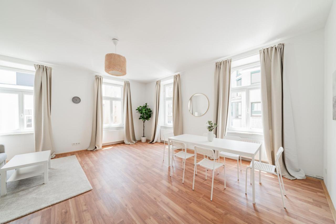 Central Appartment Відень Екстер'єр фото
