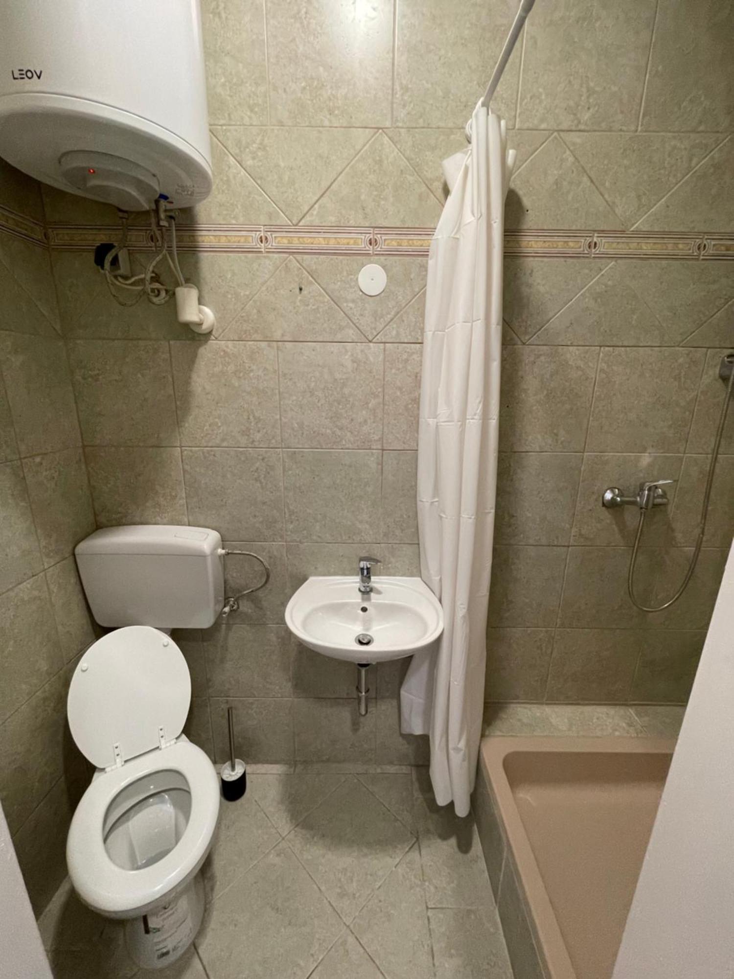Central Appartment Відень Екстер'єр фото