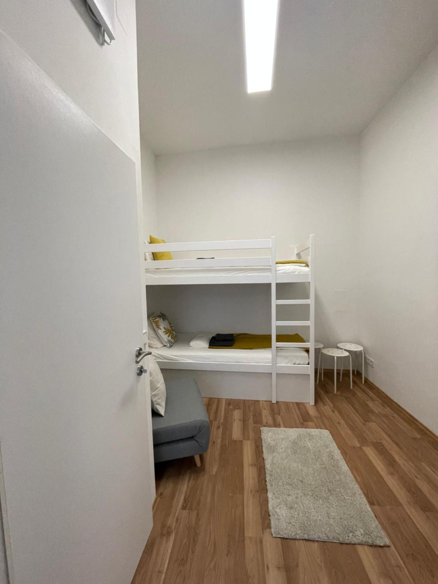 Central Appartment Відень Екстер'єр фото